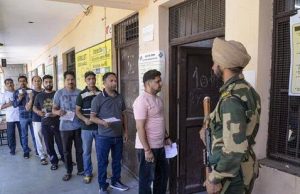 जालंधर उप-चुनाव में शाम 5 बजे तक हुई इतनी प्रतिशत वोटिंग, पढ़ें