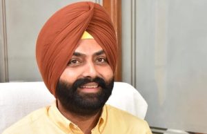 ट्रांसपोर्ट मंत्री लालजीत सिंह भुल्लर आँखें दान करने वाले पंजाब के पहले कैबिनेट मंत्री बने, पढ़ें