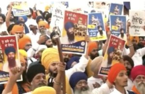 अमृतसर : ऑपरेशन ब्लू स्टार की बरसी पर दरबार साहिब के अंदर गूंजे खालिस्तानी नारे, भिंडरावाला की तस्वीरें लहराई गई, पढ़ें पूरी खबर