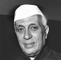 भारत के पहले प्रधानमंत्री जवाहरलाल नेहरू को उनकी जयंती पर श्रद्धांजलि अर्पित