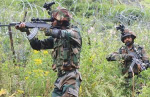 Jammu – Kashmir के शोपियां में सुरक्षाबलों का आतंकियों के साथ एनकाउंटर, 3 को किया ढेर