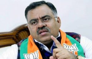 Amritsar में निकली भव्य तिरंगा यात्रा, तरुण चुघ बोले- भारत न रुकेगा न झुकेगा