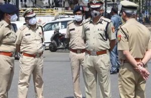 Delhi के पांच स्कूलों को बम से उड़ाने की धमकी, मचा हड़कंप