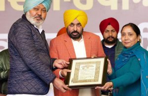 मिशन रंगला Punjab, 2.7 लाख दलित छात्रों को 271 करोड़ का वजीफा, CM मान का पूर्व सरकार पर भी निशाना