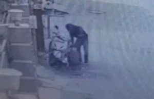 Jalandhar में LPG संकट के बीच 3 सिलेंडर चोरी, CCTV में कैद हुआ एक्टिवा सवार