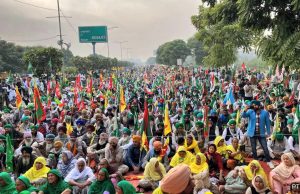 ਰਾਜਪਾਲ ਨਾਲ ਮੀਟਿੰਗ ਮਗਰੋਂ ਕਿਸਾਨਾਂ ਨੇ ਧਰਨਾ ਖ਼ਤਮ ਕਰਨ ਦਾ ਕੀਤਾ ਐਲਾਨ