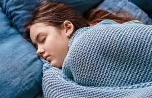 ਸਰਦੀਆਂ ਵਿੱਚ ਊਨੀ ਜਾਂ ਗਰਮ ਕੱਪੜੇ ਪਾ ਕੇ ਸੌਣਾ ਖ਼ਤਰਨਾਕ!