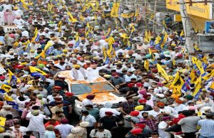 ਮੁੱਖ ਮੰਤਰੀ ਮਾਨ ਨੇ ਕਰਮਜੀਤ ਅਨਮੋਲ ਦੇ ਹੱਕ ’ਚ ਕੀਤਾ ਰੋਡ ਸ਼ੋਅ,