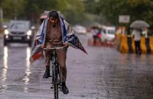 Weather In Punjab : ਹੁੰਮਸ ਭਰੀ ਗਰਮੀ ਨੇ ਵਧਾਈ ਪਰੇਸ਼ਾਨੀ, ਇਸ ਤਰੀਕ ਤੋਂ ਤਿੰਨ ਦਿਨ ਬਾਰਿਸ਼ ਦਾ ਅਲਰਟ