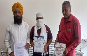 ਕਿੱਕ ਬਾਕਸਿੰਗ ਕੋਚ ਬਲਦੇਵ ਰਾਜ ’ਤੇ ਲੱਗੇ ਪੈਸੇ ਲੈਣ ਦੇ ਦੋਸ਼, ਪੀੜਤ ਲੜਕੀ ਆਪਣੇ ਪਿਤਾ ਨਾਲ ਐੱਸਐੱਸਪੀ ਦਫ਼ਤਰ ਪਹੁੰਚੀ