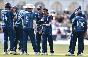 ਇੰਗਲੈਂਡ ‘ਚ ਯੁਜਵੇਂਦਰ ਚਾਹਲ ਨੇ ਦਿਖਾਈ ਸ਼ਾਨਦਾਰ ਗੇਂਦਬਾਜ਼ੀ, ਅੱਧੀ ਟੀਮ ਨੂੰ ਕਰ ਦਿੱਤਾ ਆਊਟ, ਪੜ੍ਹੋ ਕਿਵੇਂ ਦਾ ਰਿਹਾ ਮੈਚ