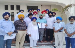 ਬਾਬਾ ਮੱਖਣ ਸ਼ਾਹ ਲੁਬਾਣਾ ਫਾਊਡੇਸ਼ਨ ਨੇ ਜਥੇਦਾਰ ਨੂੰ ਸੌਂਪਿਆ ਪੱਤਰ, ਬੀਬੀ ਜਗੀਰ ਕੌਰ ਨੂੰ ਜਾਰੀ ਕੀਤਾ ਨੋਟਿਸ ਵਾਪਸ ਲੈਣ ਦੀ ਕੀਤੀ ਅਪੀਲ