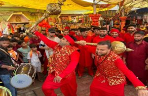 Amritsar News: ਜੈ ਸ਼੍ਰੀ ਰਾਮ ਦੇ ਜੈਕਾਰਿਆਂ ਨਾਲ ਅੰਮ੍ਰਿਤਸਰ ‘ਚ ਸ਼ੁਰੂ ਹੋਇਆ ਲੰਗੂਰ ਮੇਲਾ, ਵੱਡੀ ਗਿਣਤੀ ‘ਚ ਬੱਚੇ ਬਣੇ ਲੰਗੂਰ