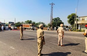 ਜਸਵੰਤ ਸਿੰਘ ਸਿੰਘਪੁਰ ਦੀ ਅਗਵਾਈ ‘ਚ ਕਿਸਾਨਾਂ ਨੇ ਜਲੰਧਰ ਤੋਂ ਨਕੋਦਰ ਹਾਈਵੇ ਕੀਤਾ ਜਾਮ, ਧਰਨੇ ‘ਤੇ ਬੈਠੇ ਕਿਸਾਨ ਆਗੂ