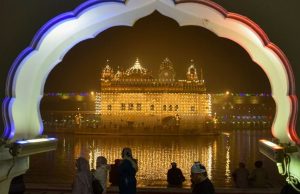 ਪ੍ਰਕਾਸ਼ ਪੁਰਬ ਮੌਕੇ ਵੇਖੋ ਦੇਸ਼ ਦੇ ਵੱਖ-ਵੱਖ ਸੂਬਿਆਂ ਦੇ ਗੁਰਦੁਆਰਿਆਂ ਦੀਆਂ ਰੌਣਕਾਂ