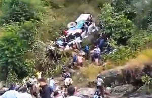 Uttarakhand: ਅਲਮੋੜਾ ‘ਚ ਭਿਆਨਕ ਸੜਕ ਹਾਦਸਾ, ਬੱਸ ਖੱਡ ‘ਚ ਡਿੱਗੀ, 36 ਯਾਤਰੀਆਂ ਦੀ ਮੌਤ