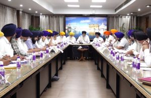 Sukhbir Badal ਸਮੇਤ ਹੋਰ ਮੁੱਦਿਆ ‘ਤੇ ਹੋਈ SGPC ਦੀ ਮੀਟਿੰਗ ਖਤਮ, ਨਰਾਇਣ ਸਿੰਘ ਚੌੜਾ ਨੂੰ ਪੰਥ ਚੋਂ ਝੋਕਣ ਦੀ ਮੰਗ