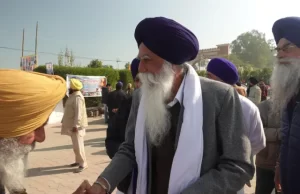 ‘ਅਕਾਲੀ ਦਲ ਵਾਰਿਸ ਪੰਜਾਬ ਦੇ’ ਪਾਰਟੀ ਦੀ ਸ਼ੁਰੂਆਤ ਕਰਨ ਤੋਂ ਪਹਿਲਾਂ ਸ੍ਰੀ ਅਕਾਲ ਤਖ਼ਤ ਸਾਹਿਬ ਵਿਖੇ ਕੀਤੀ ਅਰਦਾਸ