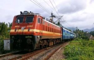 10ਵੀਂ ਪਾਸ ਨੌਜਵਾਨਾਂ ਲਈ ਖੁਸ਼ਖਬਰੀ, ਰੇਲਵੇ ਨੇ 32438 ਅਸਾਮੀਆਂ ਲਈ ਕੱਢੀ ਭਰਤੀ