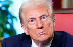 US ਤੋਂ ਗੈਰ-ਕਾਨੂੰਨੀ ਪ੍ਰਵਾਸੀਆਂ ਨਾਲ ਭਰਿਆ C-17 ਹੋਇਆ ਰਵਾਨਾ, Amritsar ਹੋ ਸਕਦਾ ਲੈਂਡ