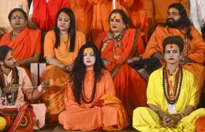 Bageshwar Baba ‘ਤੇ ਭੜਕੇ Mamata Kulkarni, ਦਿੱਤਾ ਠੋਕਵਾਂ ਜਵਾਬ