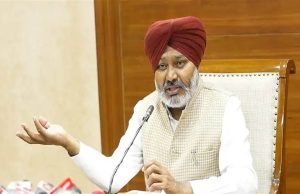 ਵਿੱਤ ਮੰਤਰੀ ਹਰਪਾਲ ਸਿੰਘ ਚੀਮਾ ਨੇ ਪੰਜਾਬ ‘ਚ ਸਭ ਤੋਂ ਵੱਧ ਟੈਕਸ ਦੇਣ ਵਾਲੀਆਂ 5 ਕੰਪਨੀਆਂ ਨੂੰ ਵਿਸ਼ੇਸ਼ ਤੌਰ ‘ਤੇ ਕੀਤਾ ਸਨਮਾਨਿਤ