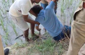 Jalalabad ‘ਚ ਚਿੱਟੇ ਦੀ ਓਵਰਡੋਜ਼ ਕਾਰਨ ਮੌਤ, ਨੌਜਵਾਨ ਦੀ ਬਾਂਹ ‘ਚ ਲੱਗੀ ਹੋਈ ਸੀ ਸਿਰਿੰਜ