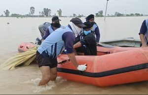 Sultanpur Lodhi: ਹੜ੍ਹ ਪ੍ਰਭਾਵਿਤ ਇਲਾਕੇ ‘ਚੋਂ ਮਿਲੀ ਅਣਪਛਾਤੀ ਲਾਸ਼, ਇਲਾਕੇ ‘ਚ ਦਹਿਸ਼ਤ ਦਾ ਮਾਹੌਲ