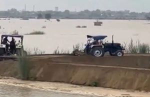 ਬੰਨ੍ਹ ਨਹੀਂ ਟੁੱਟਣ ਦਿਆਂਗੇ… ਹੜ੍ਹ ਵਿਚਕਾਰ ਦਿਖਾਈ ਦੇ ਰਿਹਾ ਪੰਜਾਬੀਆਂ ਦਾ ਜਜ਼ਬਾ, ਦਿਨ-ਰਾਤ ਕੀਤਾ ਇੱਕ; 37 ਸਾਲਾਂ ਬਾਅਦ ਆਇਆ ਅਜਿਹਾ ਹੜ੍ਹ