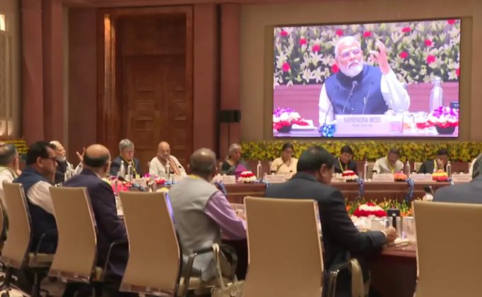 पीएम मोदी की अध्यक्षता वाली नीति आयोग की मीटिंग में केजरीवाल, भगवंत मान समेत 8 राज्यों के मुख्यमंत्री रहे गैर-हाजिर, पढ़ें क्या रही वजह