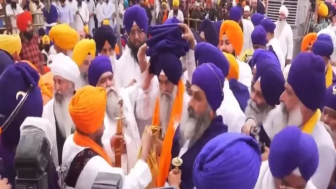 ज्ञानी रघबीर सिंह ने संभाला श्री अकाल तख्त साहिब के नए जत्थेदार का पदभार, पढ़ें