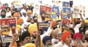 अमृतसर : ऑपरेशन ब्लू स्टार की बरसी पर दरबार साहिब के अंदर गूंजे खालिस्तानी नारे, भिंडरावाला की तस्वीरें लहराई गई, पढ़ें पूरी खबर