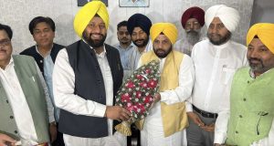 केबिनेट मंत्रियों की मौजूदगी में बलकार सिंह ने स्थानीय निकाय और संसदीय मामलों के मंत्री के तौर पर कार्यभार संभाला, पढ़ें
