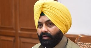 पंजाब में इस शनिवार को भी खुला रहेगा आरटीए दफ्तर, बना सकेंगे लाइसेंस और आरसी, ट्रांसपोर्ट मंत्री लालजीत भुल्लर ने किया ऐलान, पढ़ें