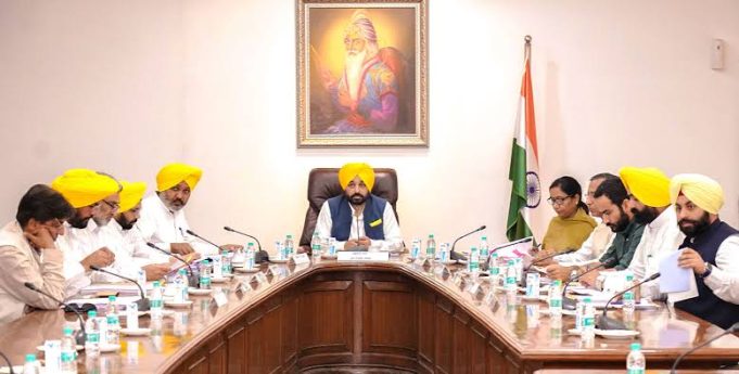 पंजाब सरकार ने 27 जुलाई को होने वाली केबिनेट मीटिंग की तारीख बदली, अब इस दिन होगी बैठक, पढ़ें