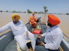 स्थानीय निकाय मंत्री बलकार सिंह ने बाढ़ प्रभावित इलाकों का दौरा किया, नांव में बैठकर खुद लोगों को बाहर निकाला