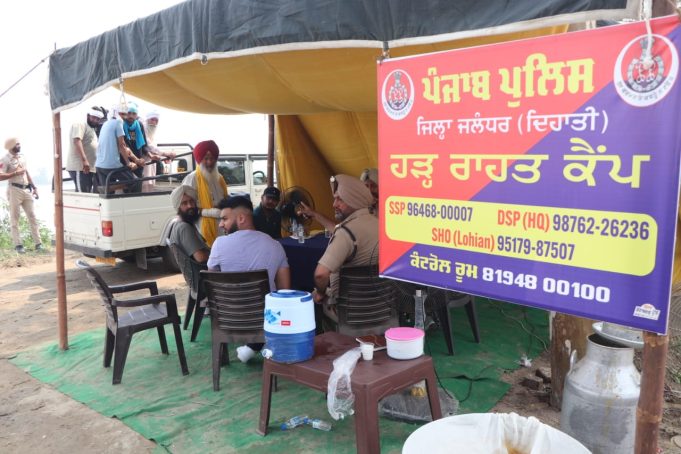मुख्यमंत्री भगवंत मान के निर्देशों पर 26 हजार से अधिक लोगों को बाढ़ प्रभावित इलाकों से सुरक्षित स्थानों पर पहुँचाया गया, पढ़ें