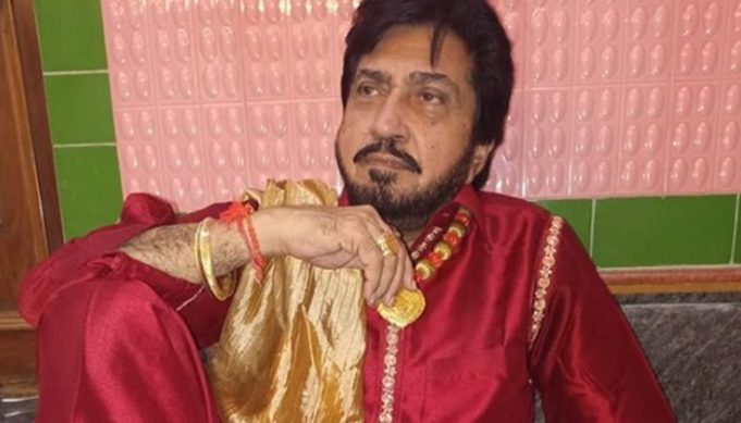 पंजाबी लोक गायक सुरिंदर छिंदा की हालत नाजुक, डाक्टरों ने वेंटिलेटर पर रखा, पढ़ें