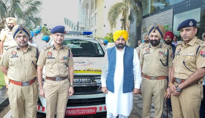 पंजाब पुलिस होगी हाईटैक, मिलने जा रही हैं 144 हाई स्पीड गाड़ियां, वर्दी भी होगी अलग, सीएम मान ने कहा-देश में ऐसा करने वाला पहला राज्य होगा पंजाब