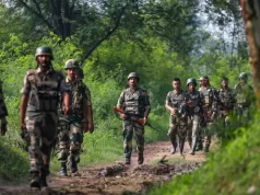 लेह से दुखद खबर, गहरी खाई में गिरा सेना का ट्रक, 9 जवान शहीद