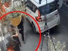 घर में घुसकर भजन गायिका पर की थप्पड़ों की बरसात