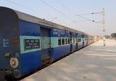 ट्रेन में महिला सिपाही से दरिंदगी, हाईकोर्ट ने Whatsapp मैसेज देख लिया सुओ मोटो