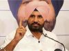 Political News: पंजाब कांग्रेस में फिर अंतर्कलह, Raja Warring ने इस पूर्व मंत्री पर साधा निशाना