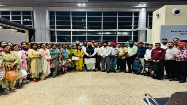 Punjab-50-Headmasters-Batch-Special-Training-in-IIM-Ahmedabad (1)