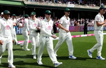 IND vs AUS: ऑस्ट्रेलिया की टीम में बदलाव, 18 महीने बाद खेलेगा ये खिलाड़ी, पिंक बॉल टेस्ट के लिए प्लेइंग XI का ऐलान