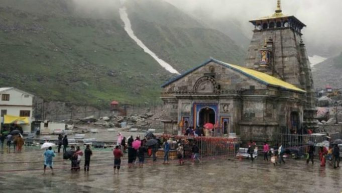 चारधाम यात्रा शुरू होते ही मौसम भी बदलने लगा तेवर, IMD ने जारी किया बारिश-बर्फबारी का अलर्ट