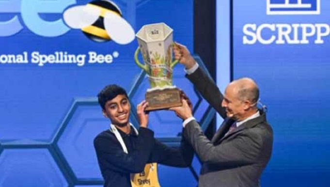 भारतीय मूल के श्रेय पारिख ने जीता 2026 स्क्रिप्स नेशनल स्पेलिंग बी का खिताब, ट्रॉफी के साथ इतनी मिली ईनाम राशि