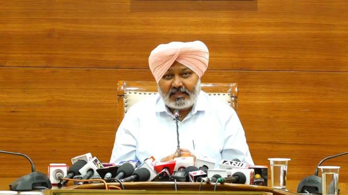 भारत कमजोर सेंट्रल बैंक के साथ एक मजबूत और लचीली इकॉनमी बनाने की उम्मीद नहीं कर सकता: Harpal Singh Cheema