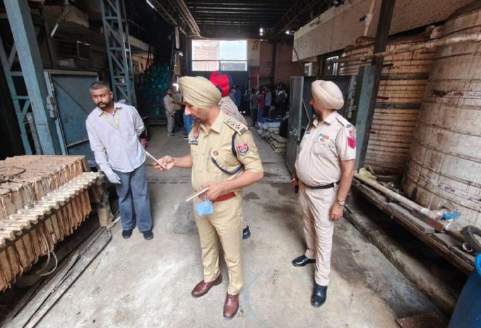 Ludhiana: पाना-चाबी बनाने वाली फैक्टरी में जहरीली गैस लीक, पिता-पुत्र समेत तीन मजदूरों की मौत