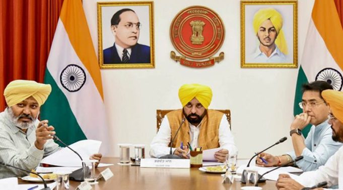 Amritsar में आज AAP की अहम बैठक, CM भगवंत मान सहित सभी विधायक-मंत्री होंगे शामिल